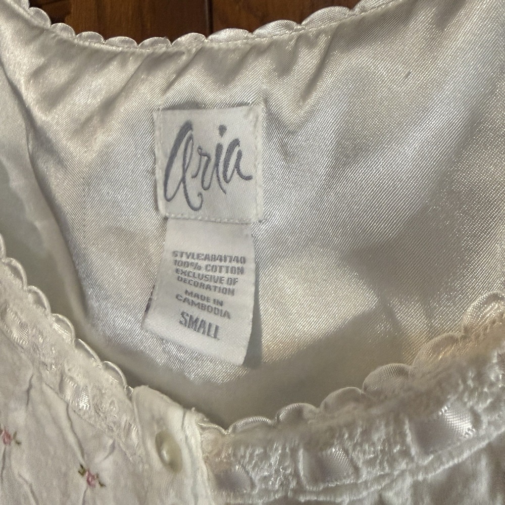 Aria Women's Y2K Grandmacore Dainty Lace Trim Rose Embroidered Nightgown Size S - Picture 4 of 6